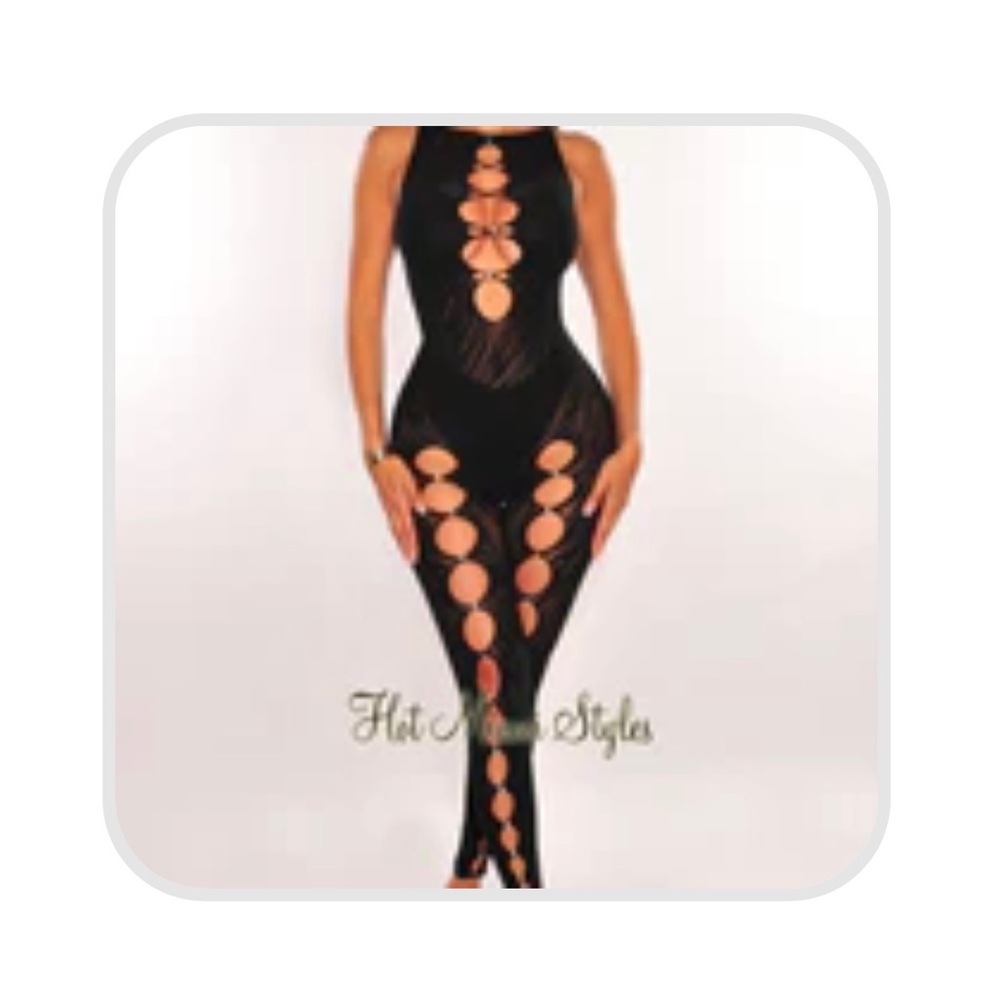Hot Miami Styles Black Seamless Rhinestone Sleeveless Cut Out Jumpsuit